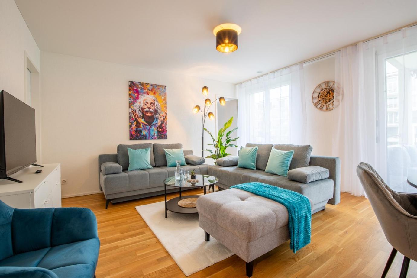 Special Einstein Iiv Apartment, Messe Kleinbasel 10-Star Bagian luar foto