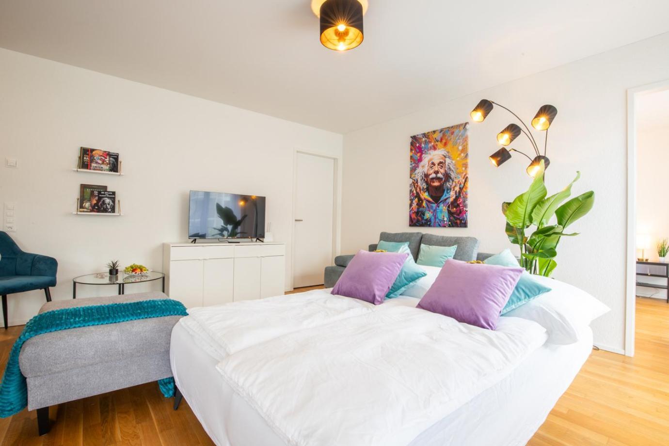 Special Einstein Iiv Apartment, Messe Kleinbasel 10-Star Bagian luar foto